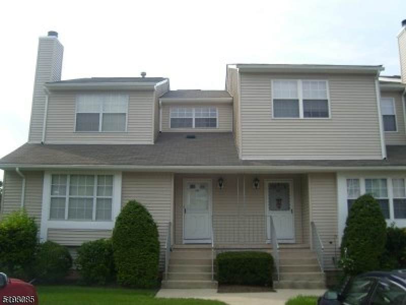 141 Carson Ct - Photo 1