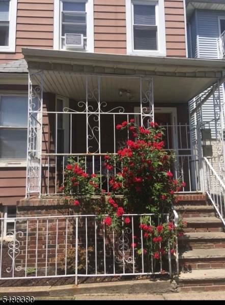 277 2Nd Ave - Photo 1