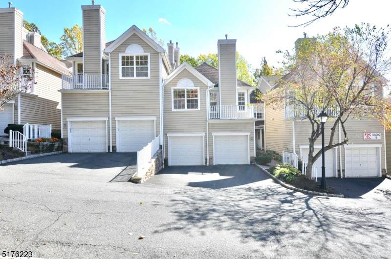 40 Springholm Dr - Photo 1
