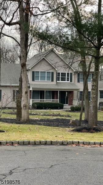 2 Horseshoe Ct - Photo 1