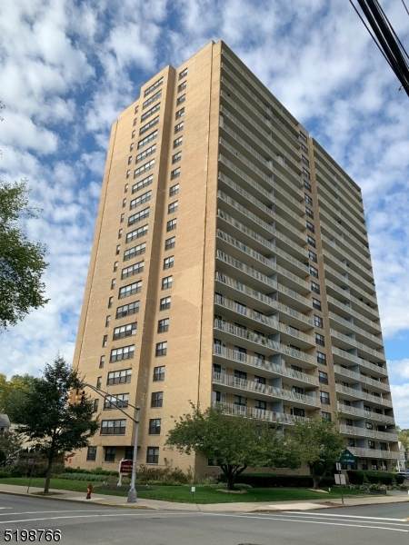 285 Aycrigg Ave - Photo 1
