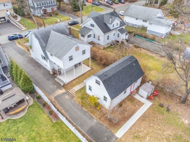 18 Adams Ter - Photo 1