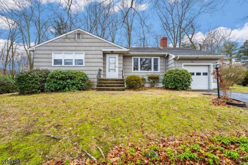 4 Wildwood Trl - Photo 1