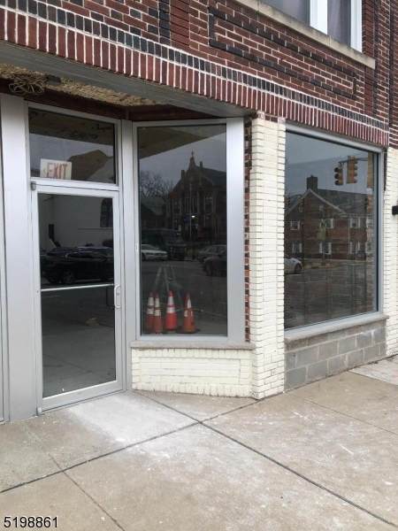 254 Bloomfield Ave - Photo 1