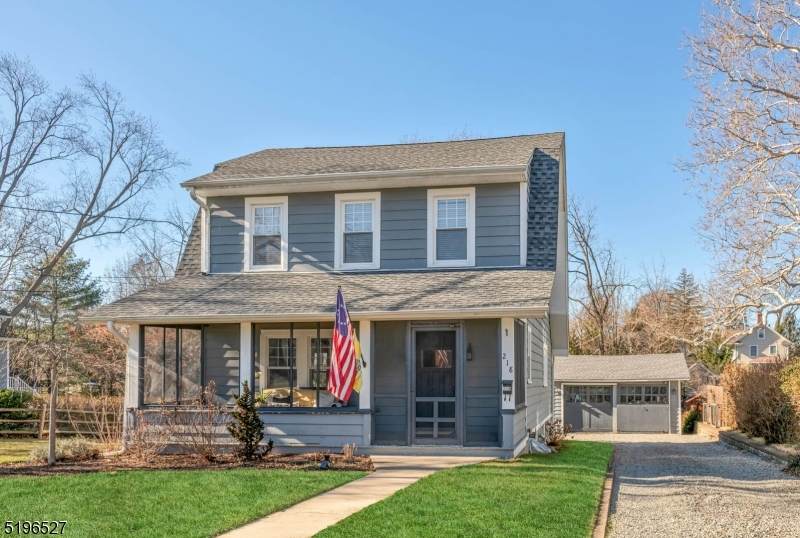 218 Kenilworth Rd - Photo 1