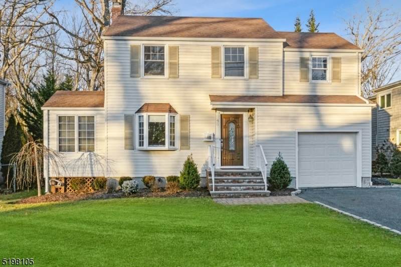 48 Bennington Rd - Photo 1