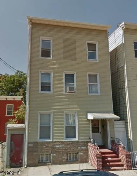 30 Elm St Apt 1 - Photo 1