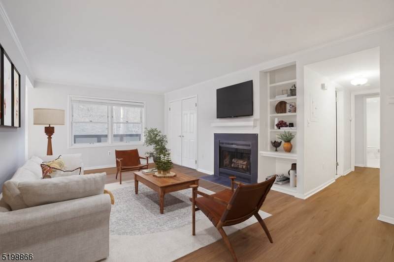 15 Heritage Dr - Photo 1