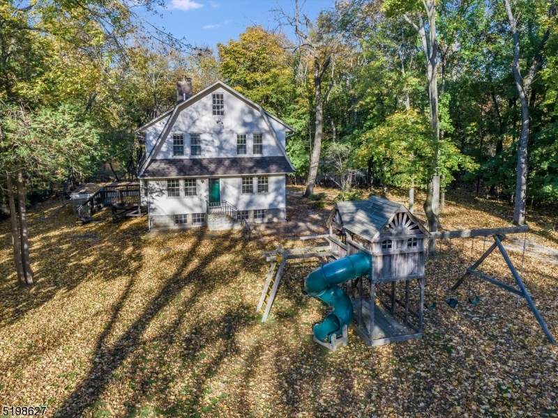 81 Alexander Ave - Photo 1