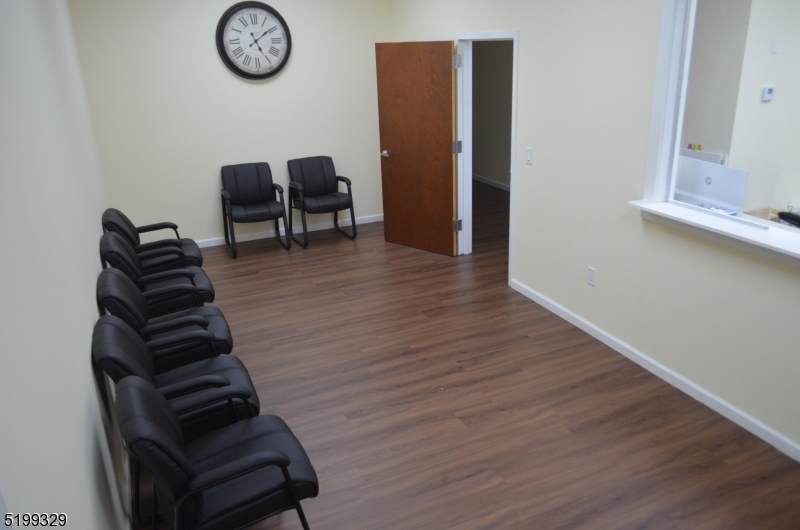 310 Main St - Photo 1