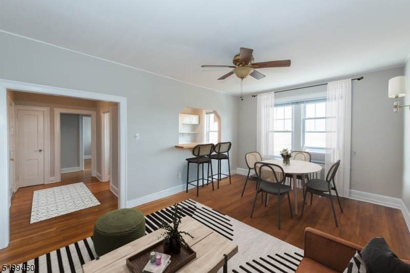 6 Altamont - Photo 1