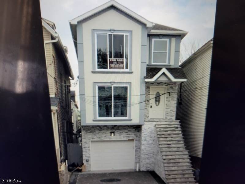 519 Franklin St - Photo 1