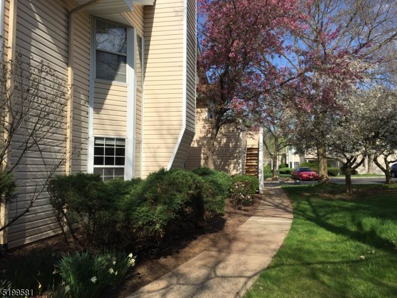 50 Fieldstone Rd - Photo 1