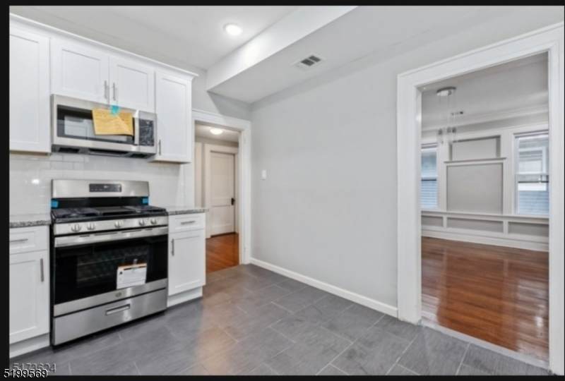 5 Montrose St - Photo 1