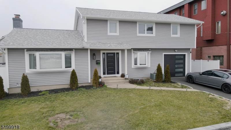 209 Madison St - Photo 1