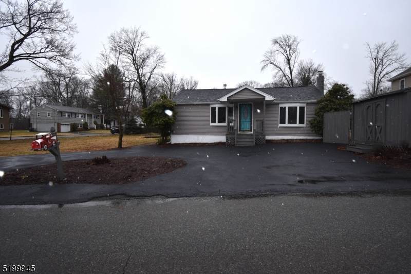 22 W Shore Ave - Photo 1