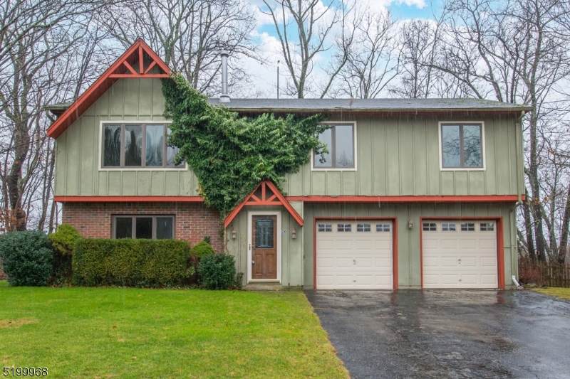 20 Chandoga Dr - Photo 1