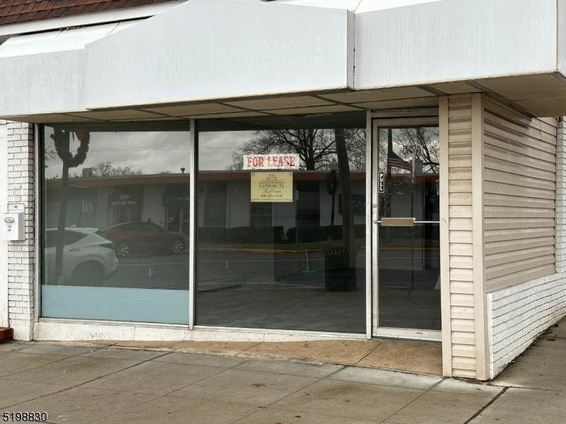 534 Boulevard - Photo 1