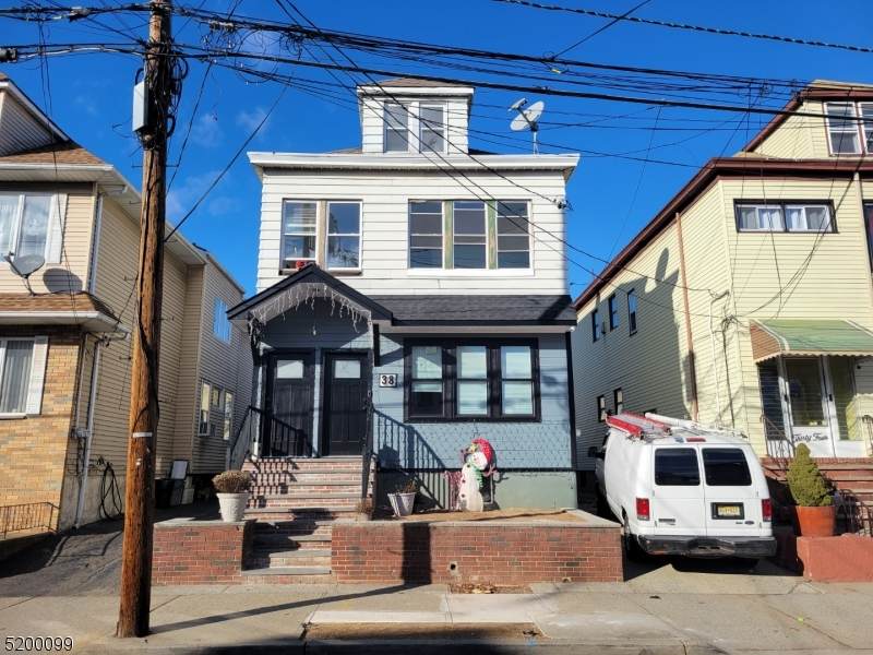 38 Bergen Ave - Photo 1