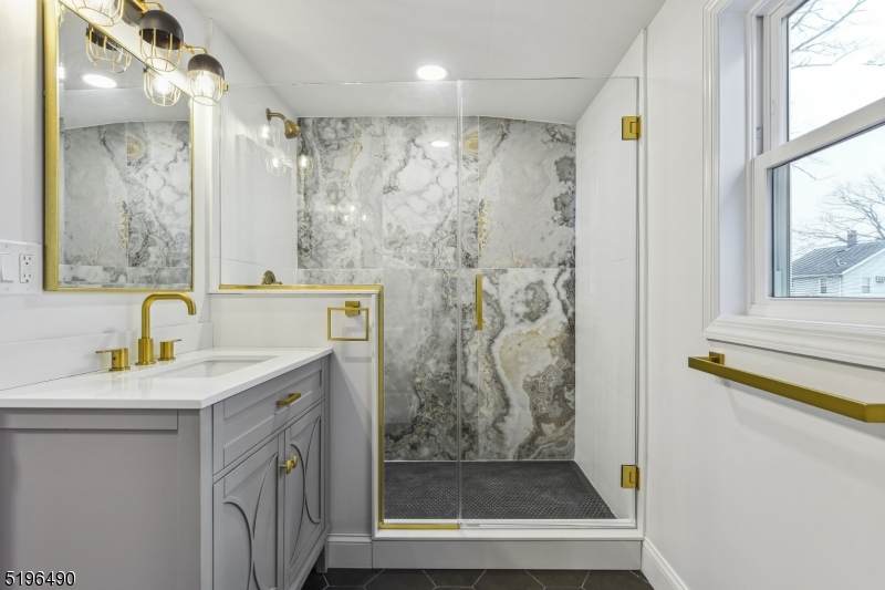 811 Elm St - Photo 1