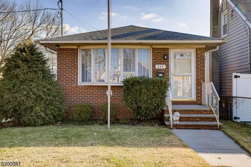 244 E Linden Ave - Photo 1