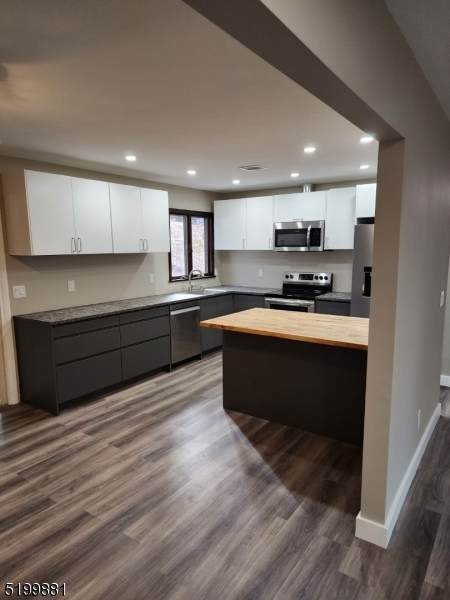 19 Juniper Ter - Photo 1