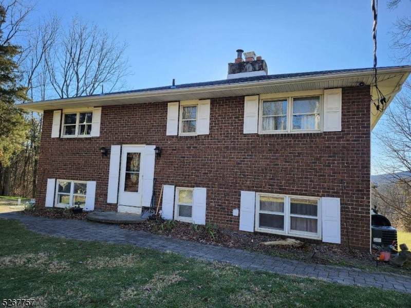 24 Deerfield Rd - Photo 1