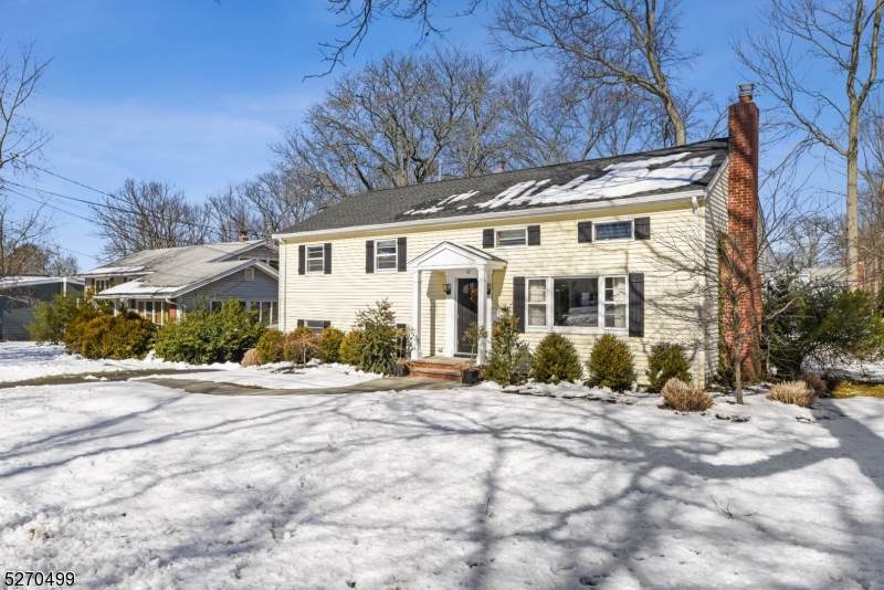 42 Hartley Rd, Summit City, NJ 07901 (MLS 3888051) The Sue Adler Team