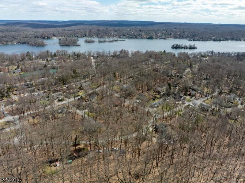 222 Acabonack Rd - Photo 1