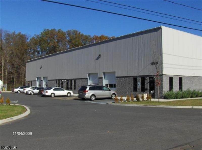1001 Lincoln Blvd - Photo 1