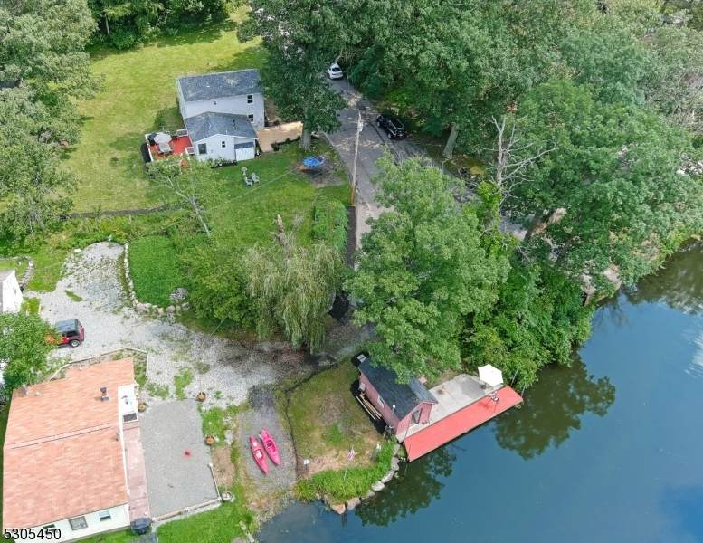 94 Tintle Ave - Photo 1