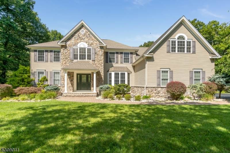 20 Forest Ridge Dr - Photo 1