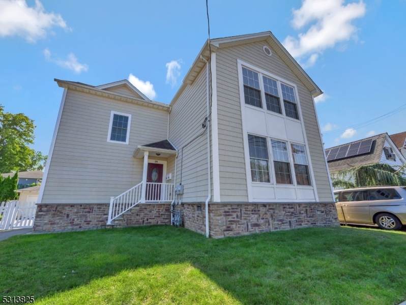19 Sade St - Photo 1