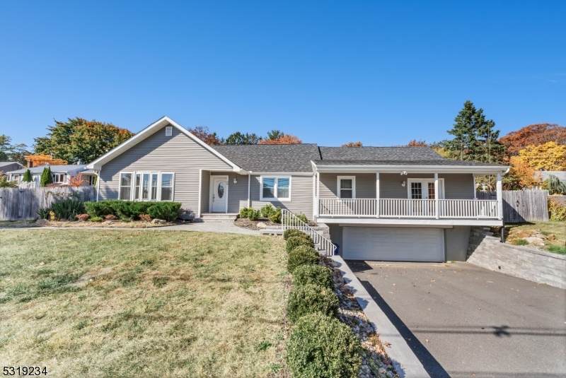 30 S Hillside Ave - Photo 1