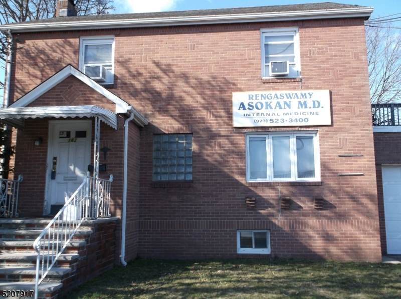 183 Illinois Ave - Photo 1
