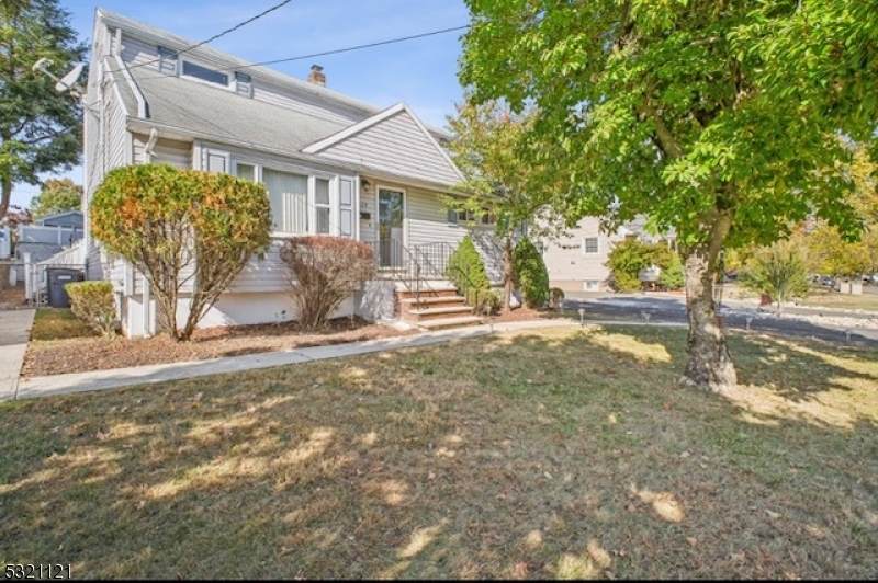 1429 Linbarger Ave - Photo 1