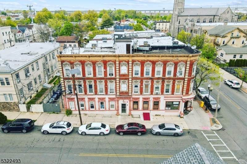 475 State St - Photo 1