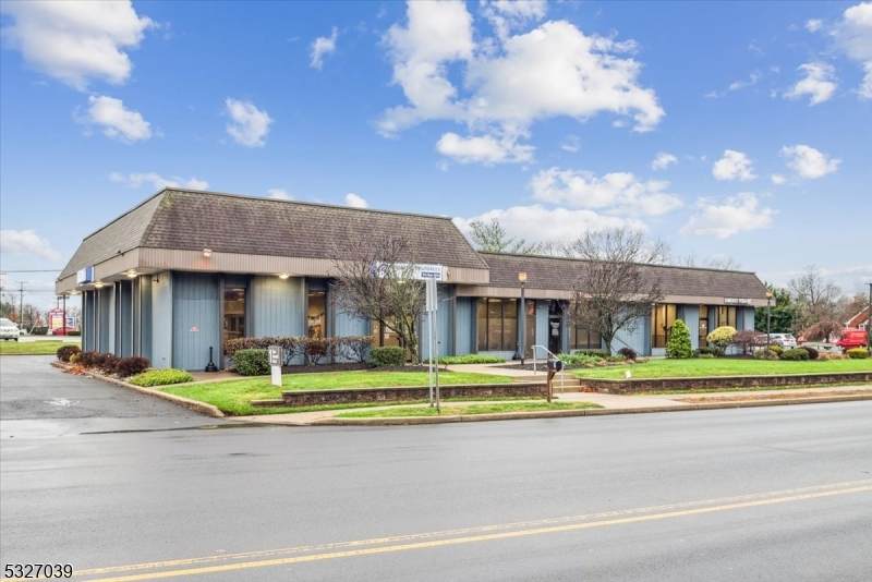 1 New Amwell Rd - Photo 1