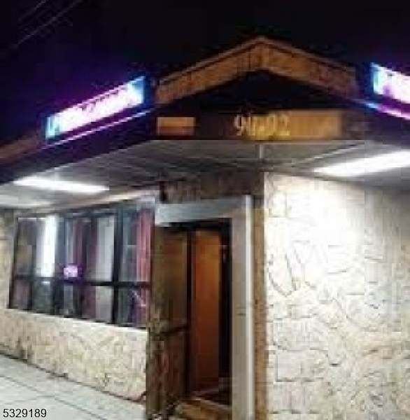 92 N Day St - Photo 1