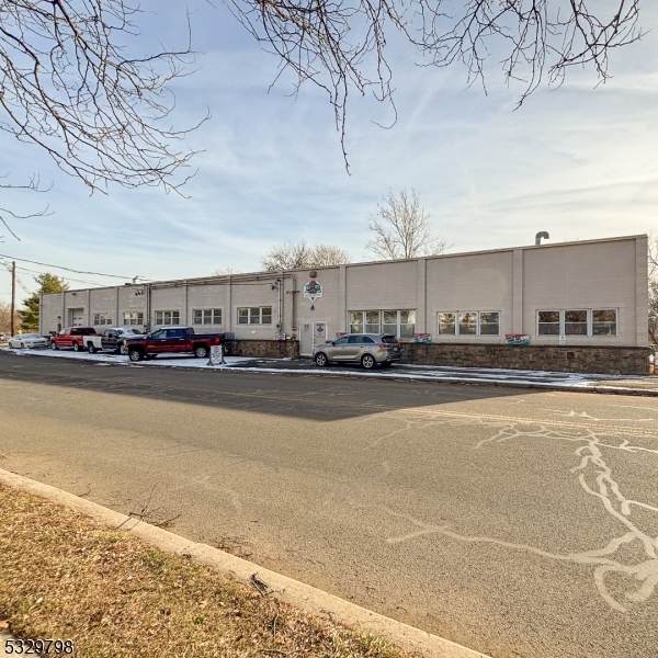 35 Orlando Dr - Photo 1