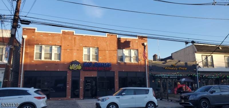 540 Union Ave - Photo 1