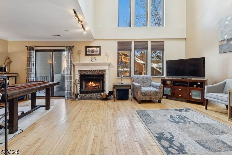 789 Spinnaker Ct - Photo 1