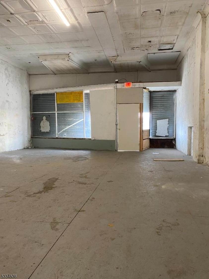 245 Monroe St - Photo 1