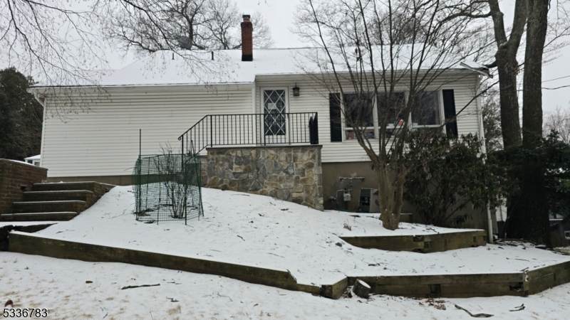 30 Lake Shore Dr - Photo 1
