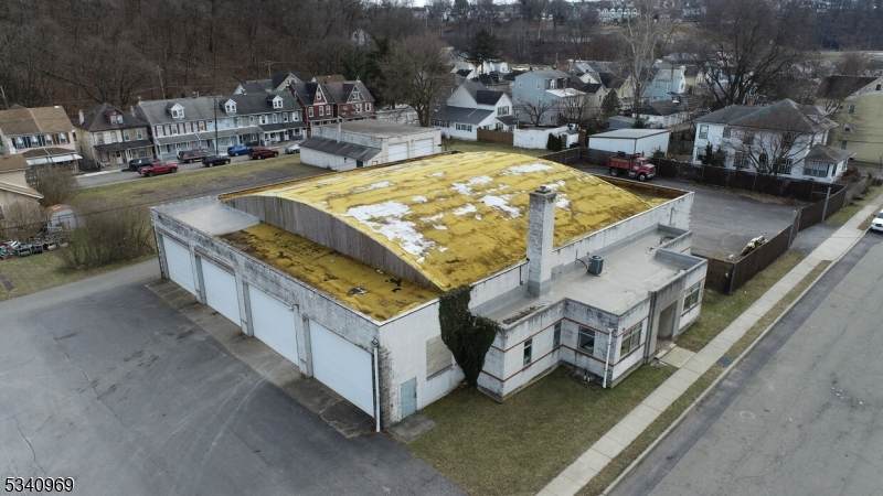 160 Broad St - Photo 1