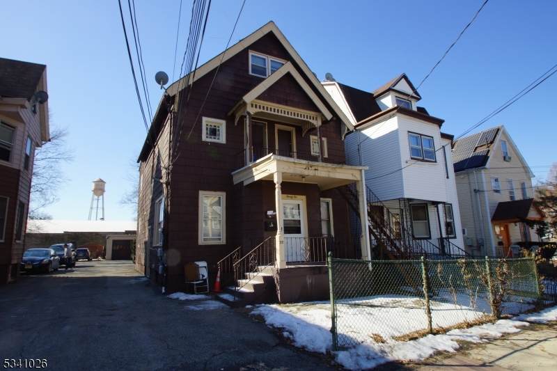 22 Babcock Pl - Photo 1