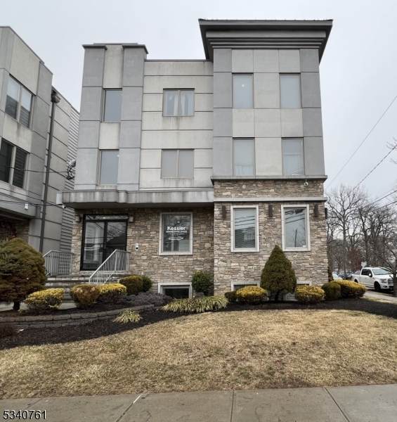 59 Elmora Ave - Photo 1