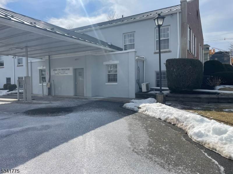 29 Trinity St - Photo 1