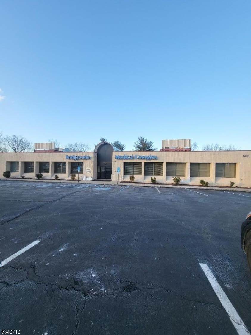 465 Union Ave - Photo 1
