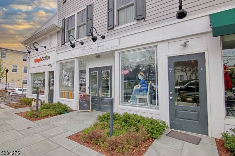 15 W Main St - Photo 1